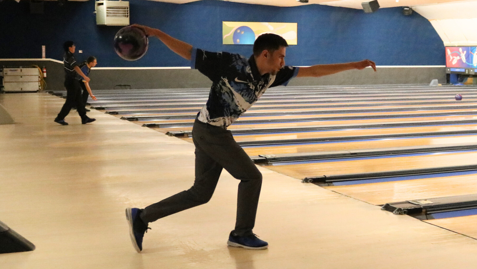 Hayden Auspelmyer posted scores of 243, 216 and 203.